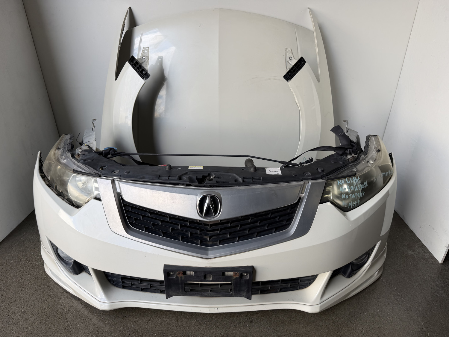 JDM 2009-2014 ACURA TSX COMPLETE WHITE FRONT END CONVERSION
